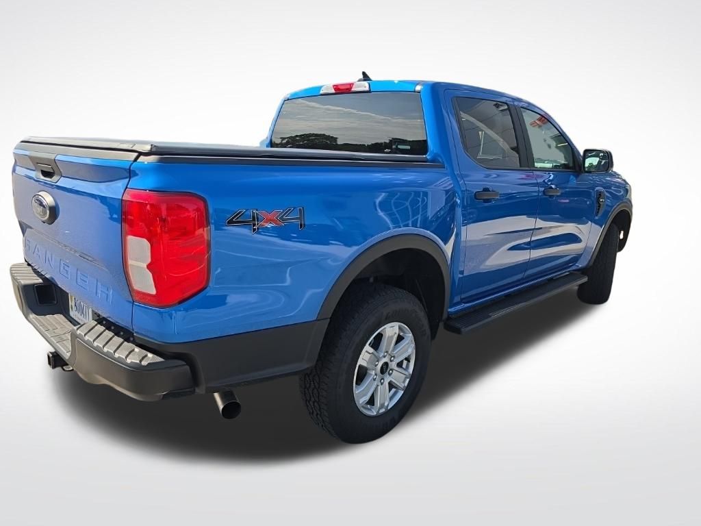 Used 2025 Blue Ford XL image 3