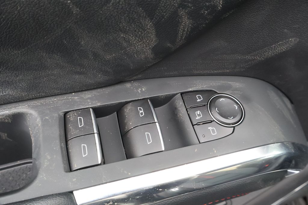 Thumbnail: 2026 Chevrolet Traverse - 17