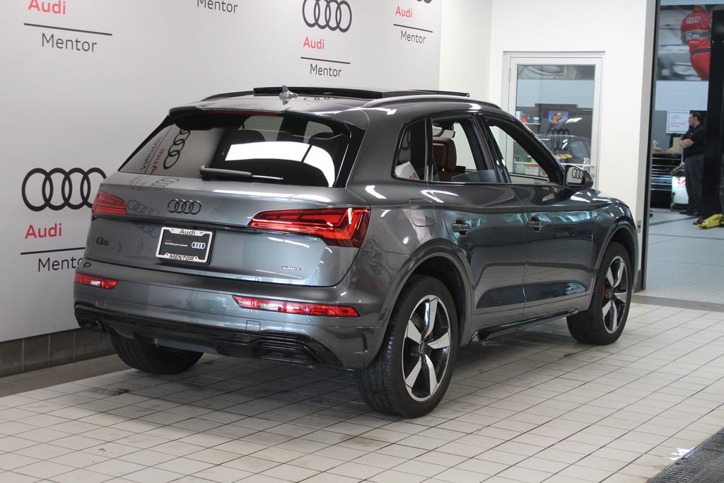 Thumbnail: 2024 Audi Q5 - 6