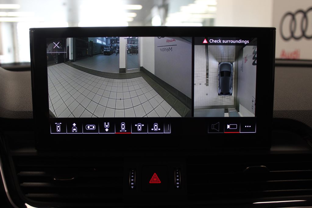 Thumbnail: 2022 Audi Q5 - 22