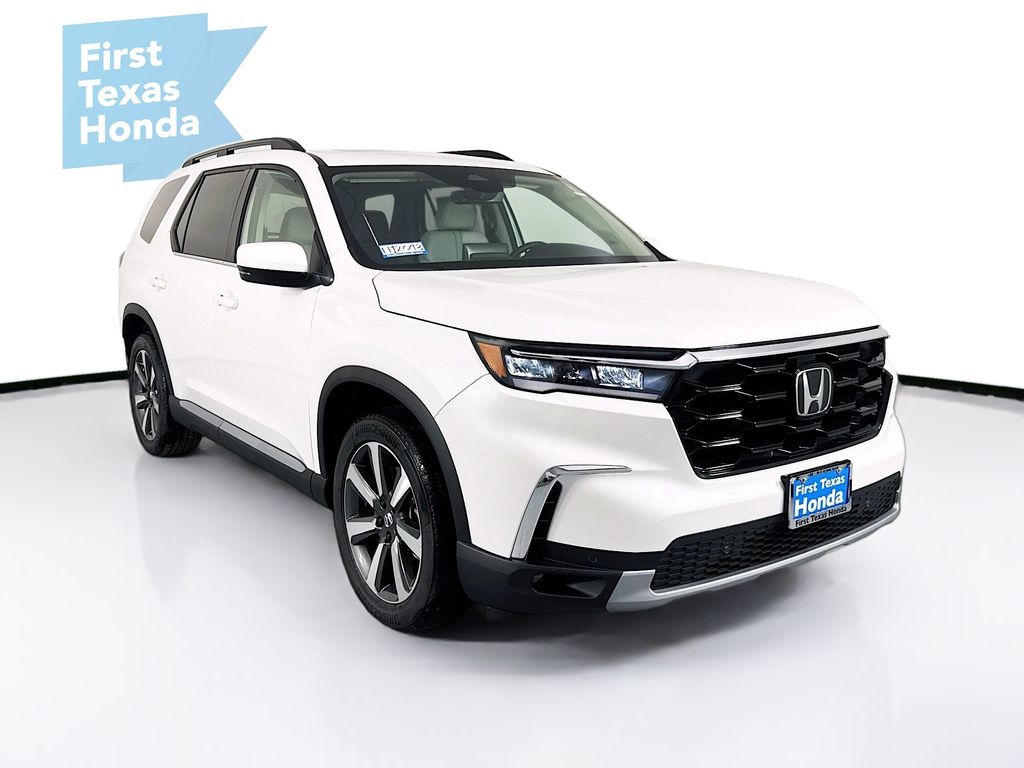 Used Car 2025 Honda Pilot  Touring For Sale Under $60,000 In Austin, Texas