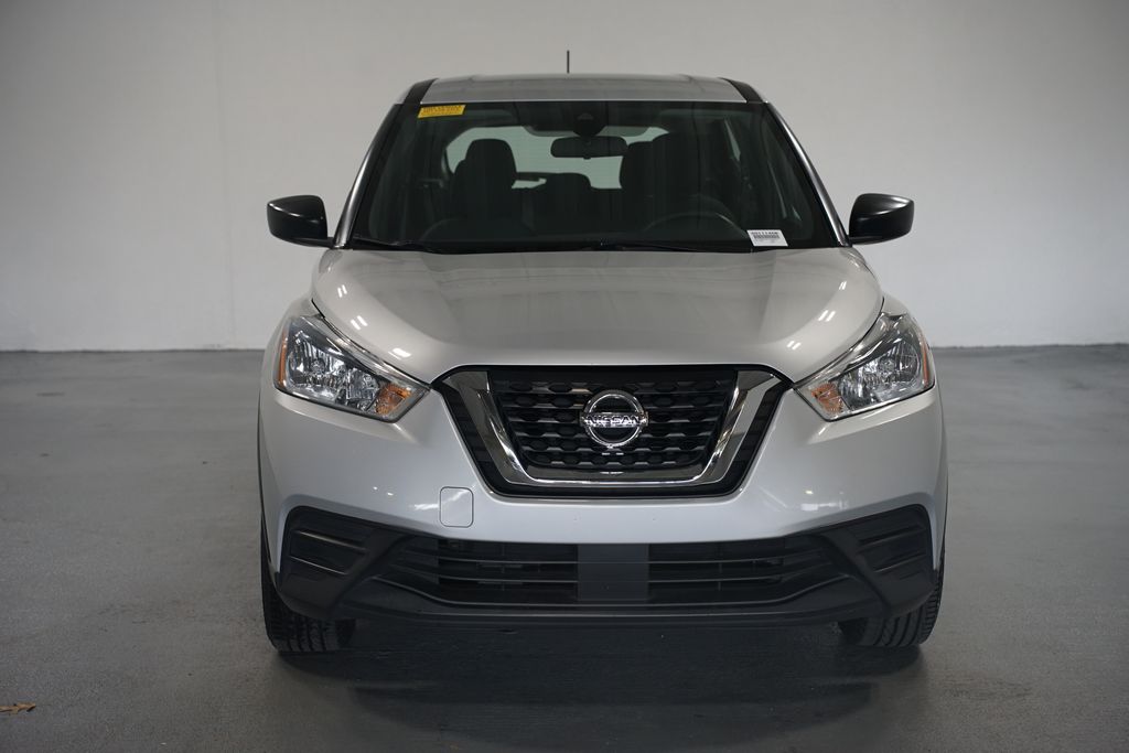Thumbnail: 2020 Nissan Kicks - 2