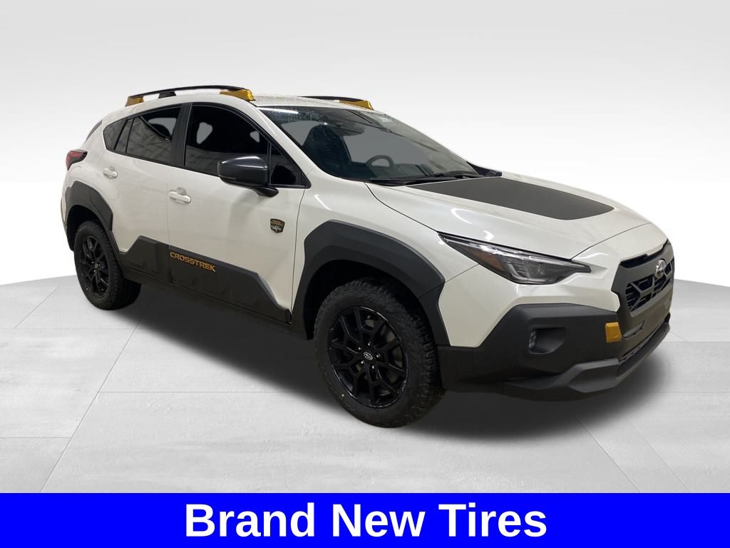 View vehicle photo 5