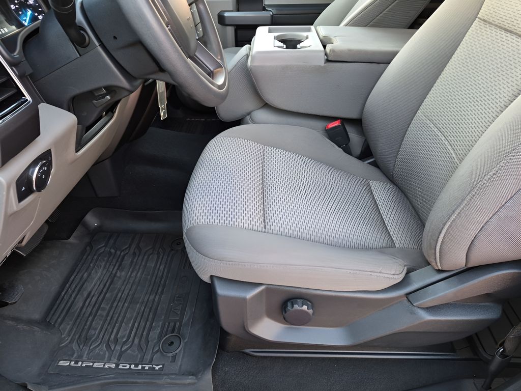 Used Car 2022 Ford F-250sd  Xlt For Sale Under $50,000 In Austin, Texas