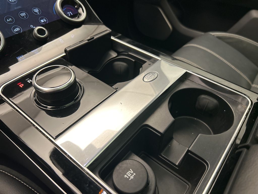 Thumbnail: 2018 Land Rover Range Rover Velar - 21