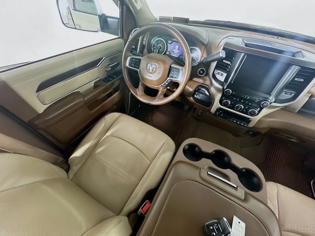 Used 2022 White Ram Laramie image 9