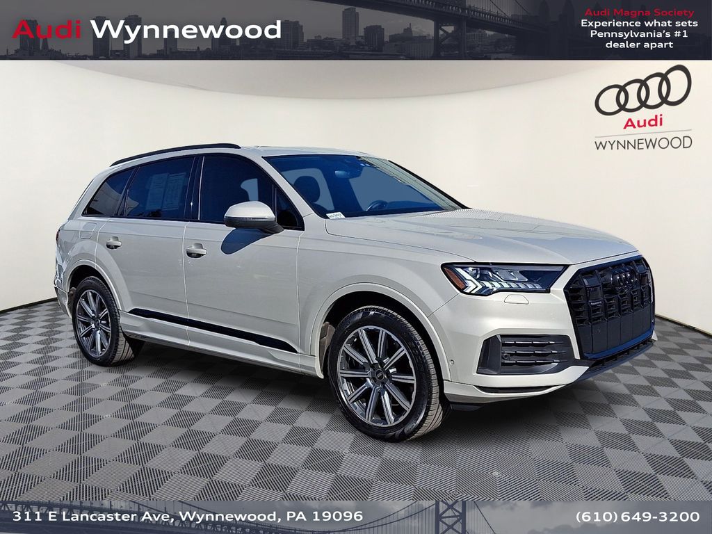 Brown (Vicuna Beige Metallic) 2023 Audi Q7 quattro Premium Plus 45 TFSI SUV / Crossover All-Wheel Drive 8-Speed Automatic
