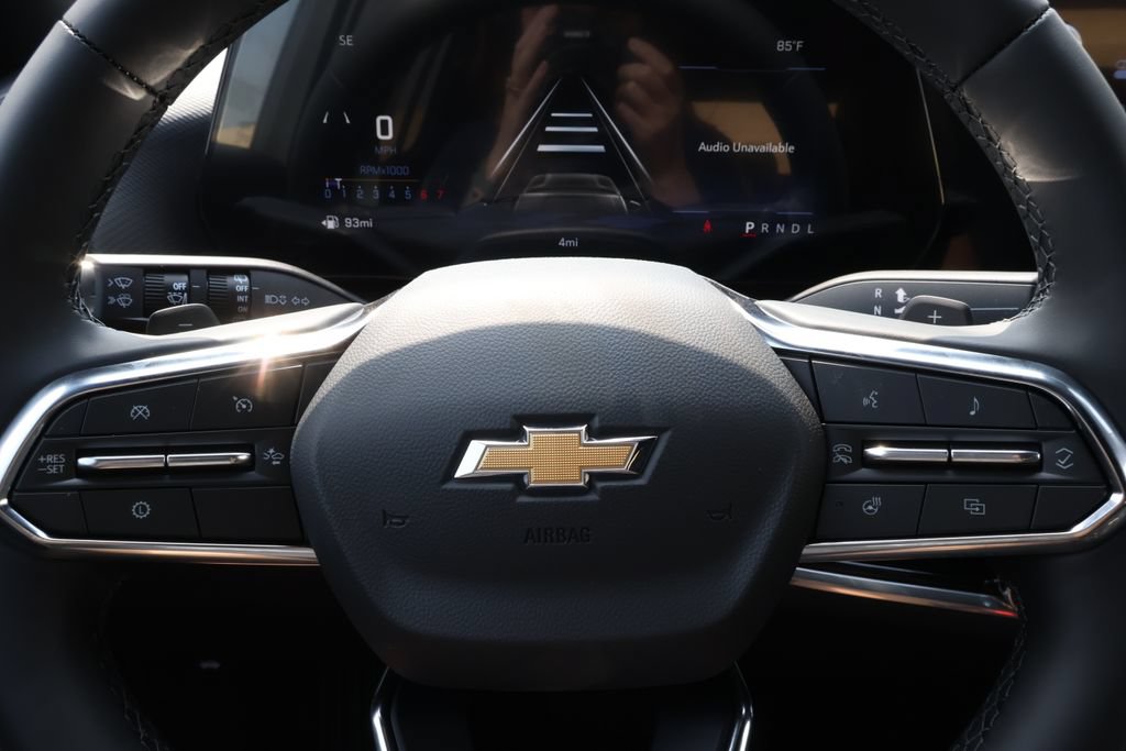 Thumbnail: 2027 Chevrolet Equinox - 21