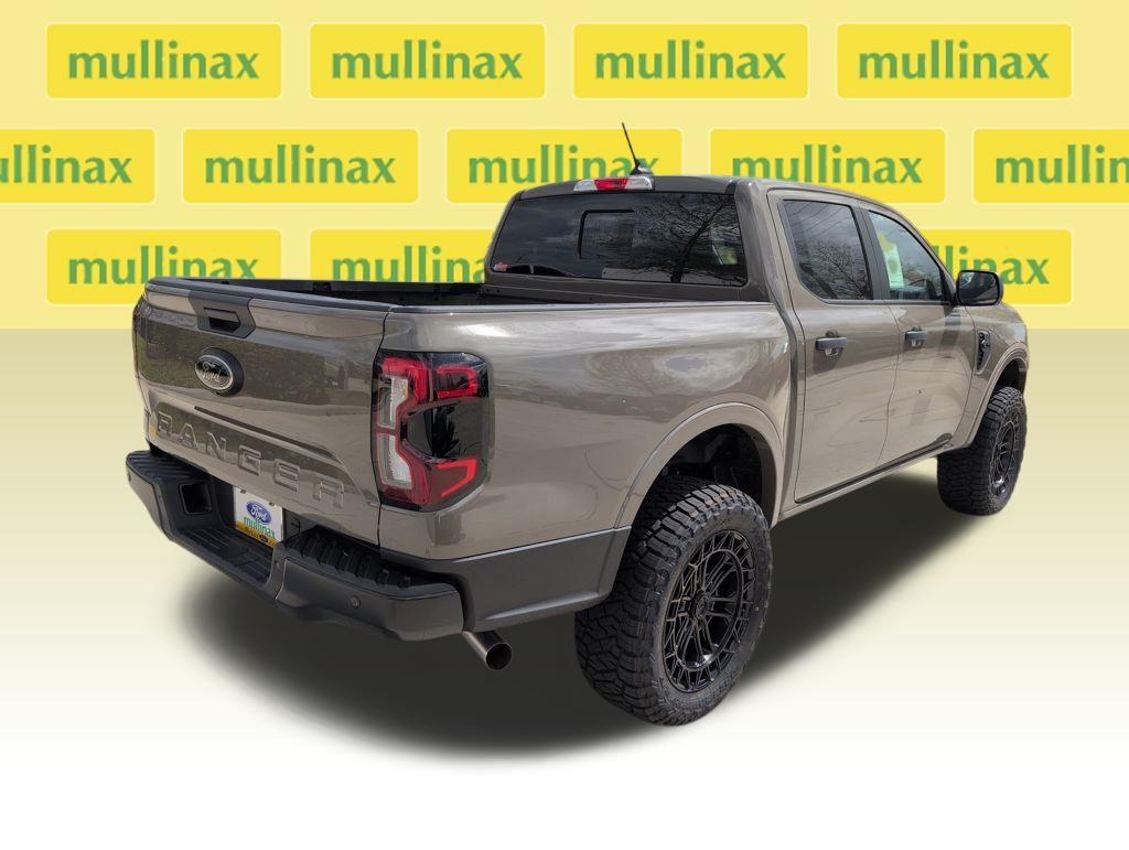 New 2026 Gray Ford XLT DSI LIFTED image 3