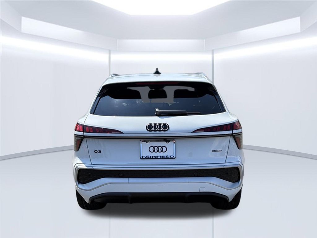 Thumbnail: 2026 Audi Q3 - 7
