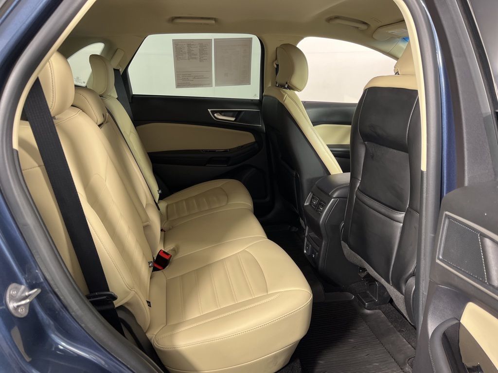 2019 Ford Edge SEL 8