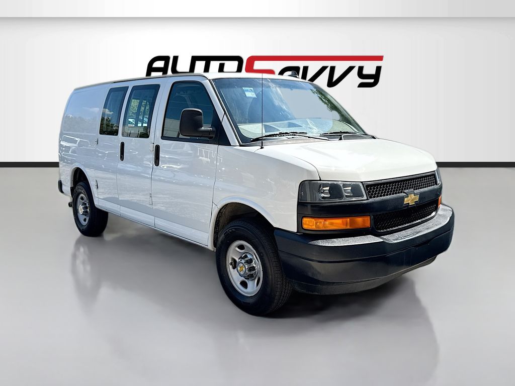 2023 Chevrolet Express 2500 Work Van HD's photo