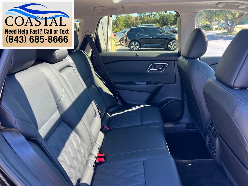 2026 Nissan Rogue Platinum Black at Lugoff Nissan