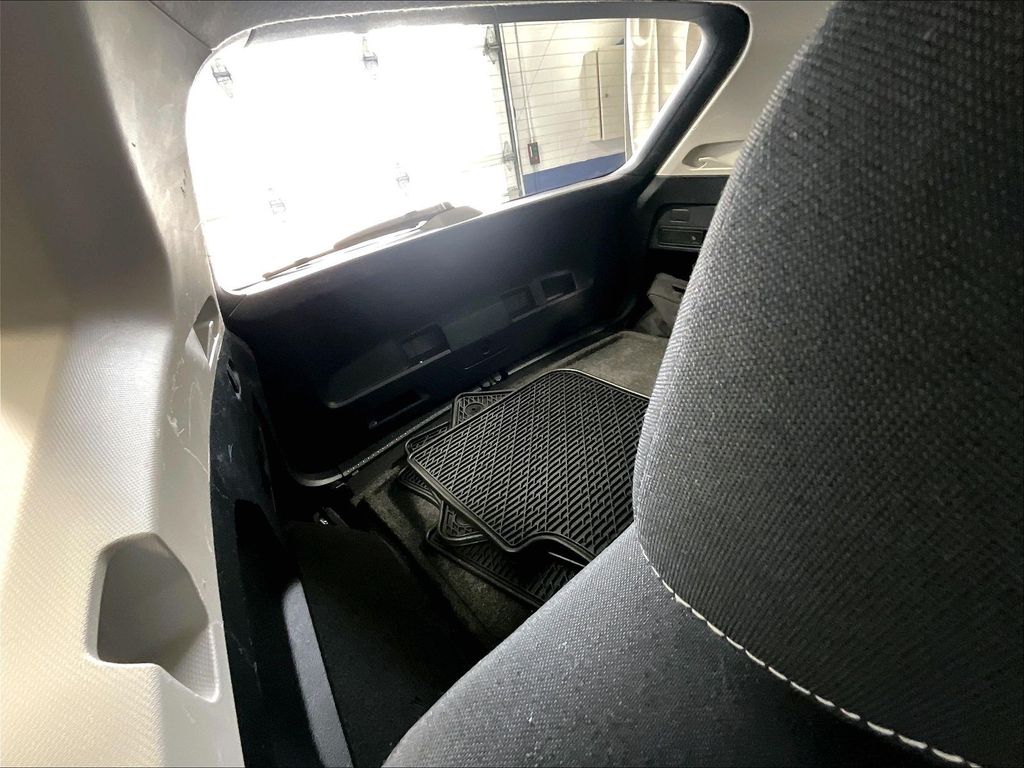 2023 Volkswagen Tiguan — photo 17