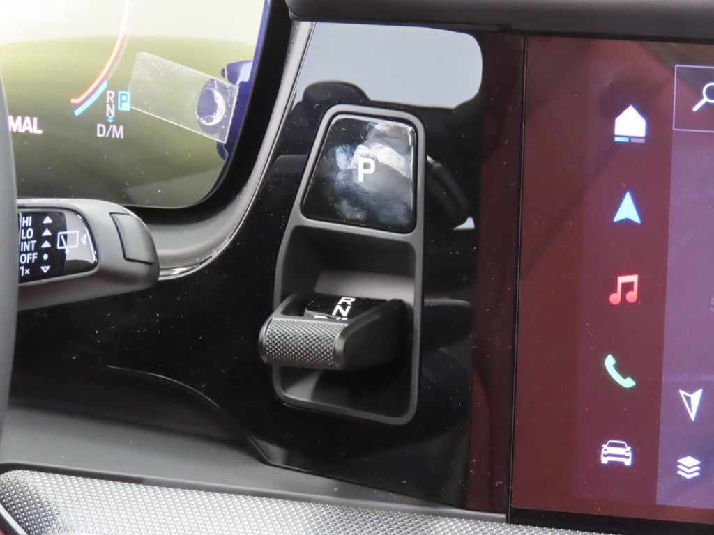 Thumbnail: 2026 Porsche Cayenne - 25