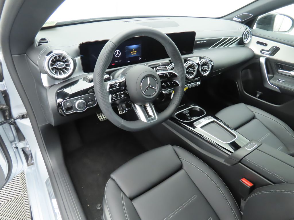 Thumbnail: 2025 Mercedes-Benz CLA - 9