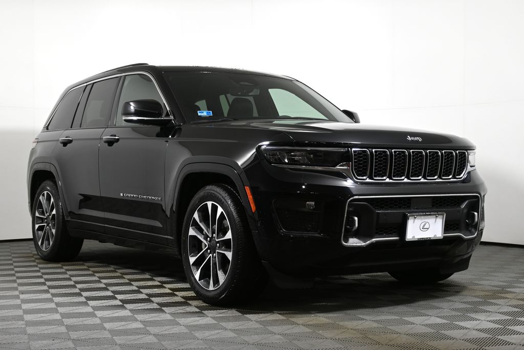 Thumbnail: 2023 Jeep Grand Cherokee - 10