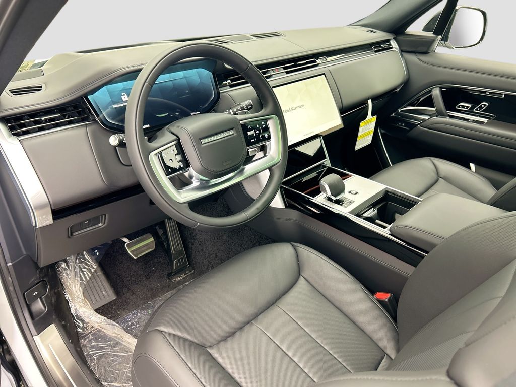 Thumbnail: 2026 Land Rover Range Rover - 9