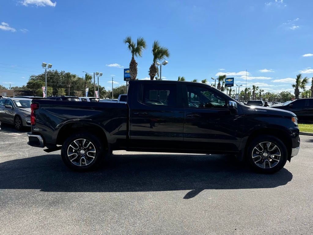 2022 Chevrolet Silverado 1500 LT 9