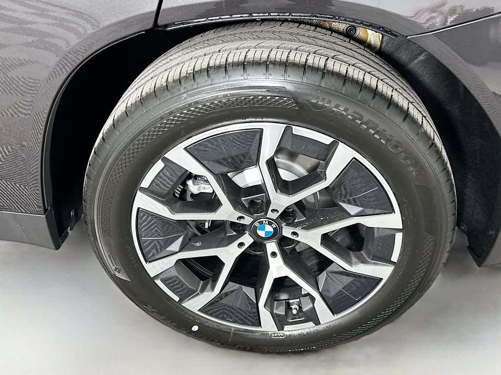 Thumbnail: 2026 BMW X3 - 23