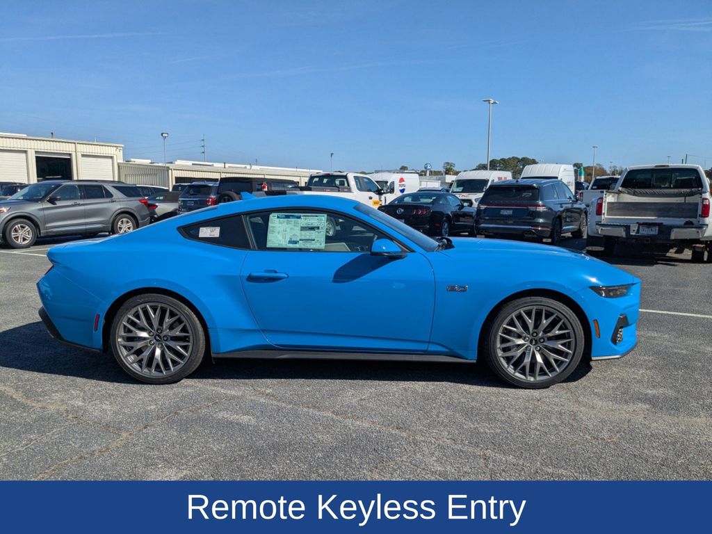 2025 Ford Mustang GT Premium Fastback