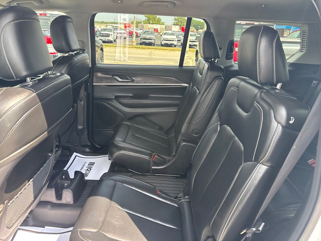 Used 2023 Jeep Grand Cherokee L SUV