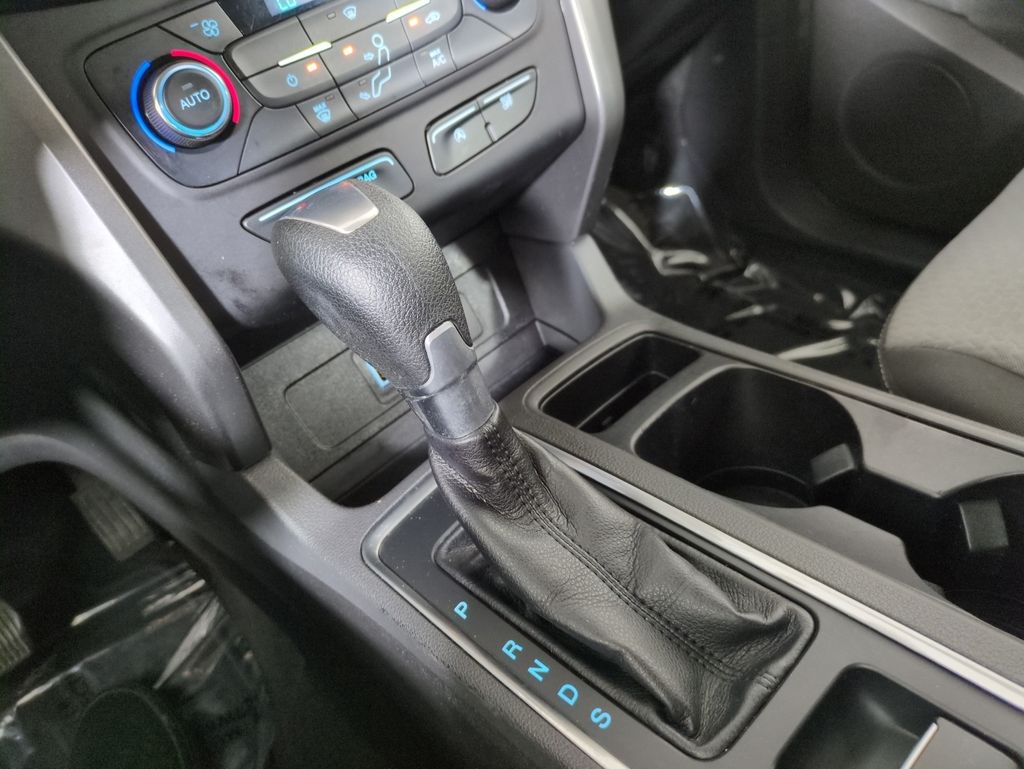 Used 2017 Ford Escape SE For Sale in Fort Wayne, IN