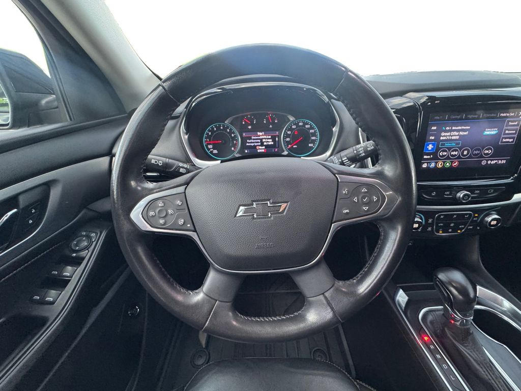 Used Car 2021 Chevrolet Traverse  Rs For Sale Under $30,000 In Round Rock, Texas