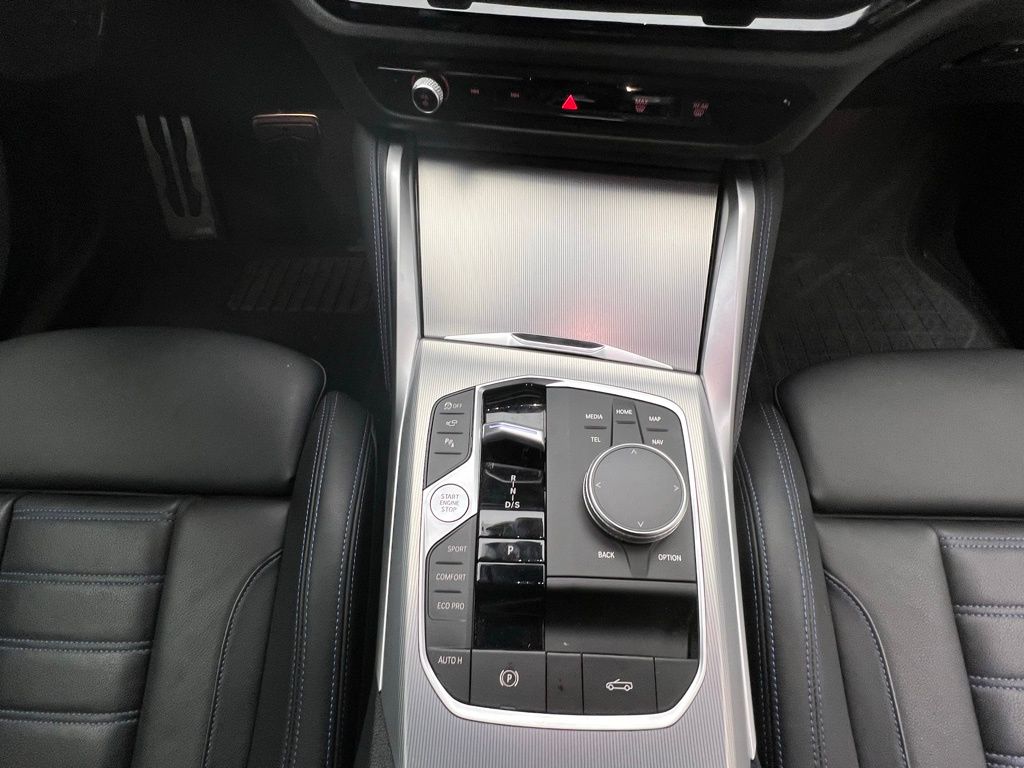 Thumbnail: 2024 BMW 4 Series - 16