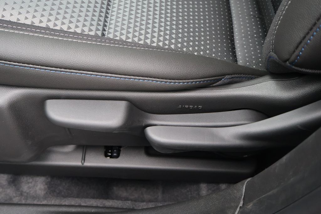 Thumbnail: 2026 Chevrolet Trax - 16