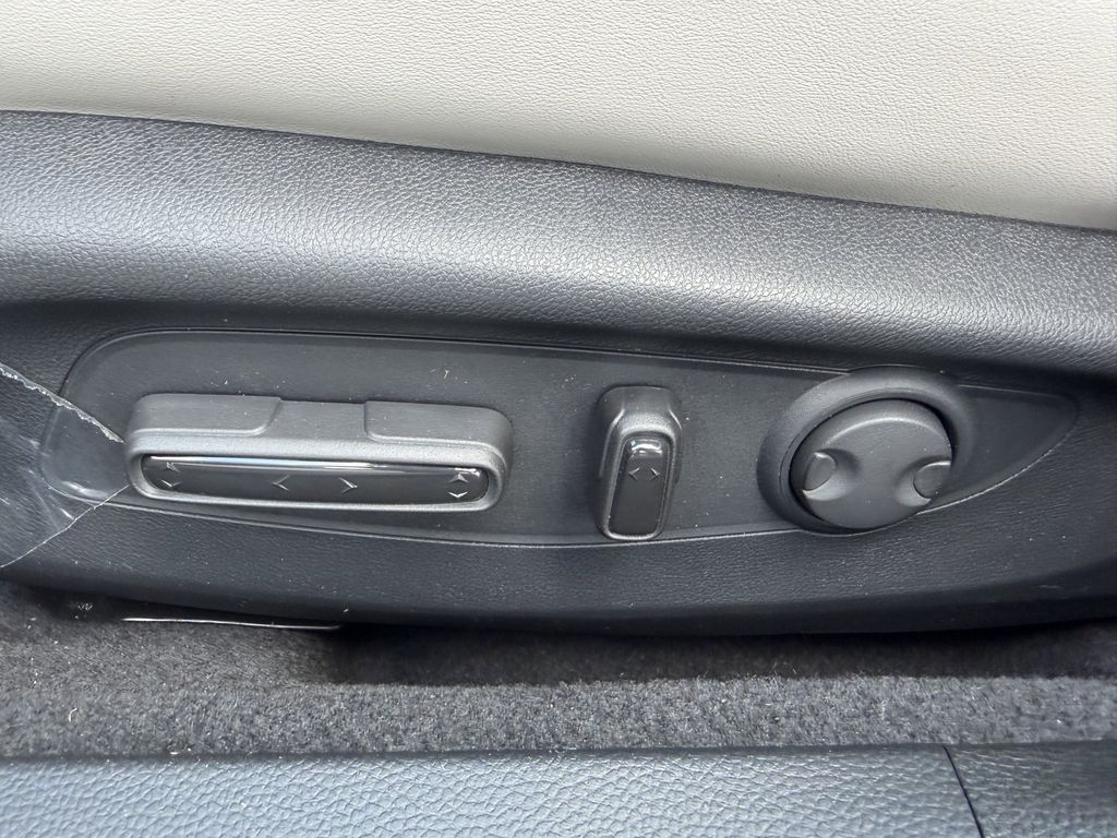 new 2026 Honda Accord Hybrid car, priced at $34,715