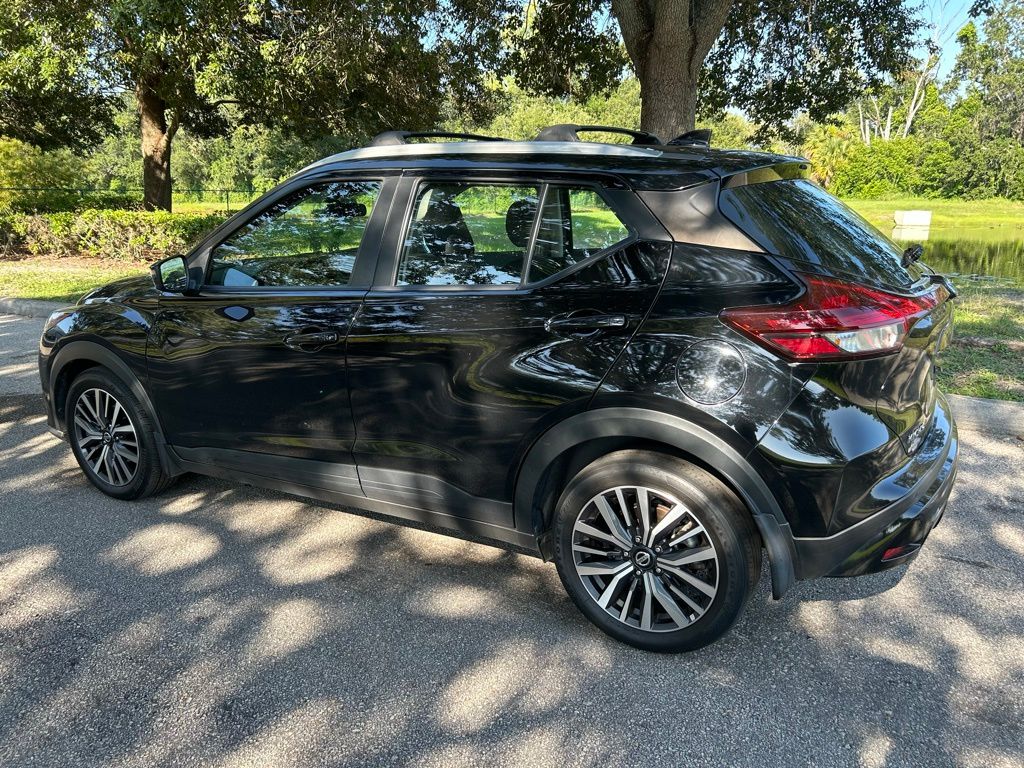 Thumbnail: 2021 Nissan Kicks - 3