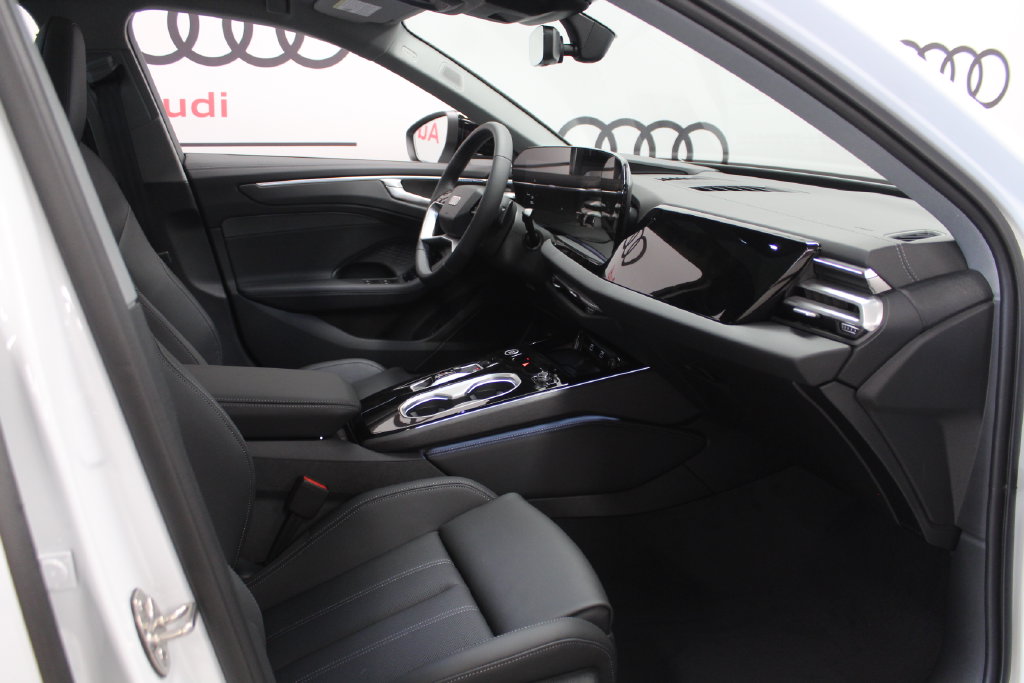 Thumbnail: 2026 Audi A6 - 31