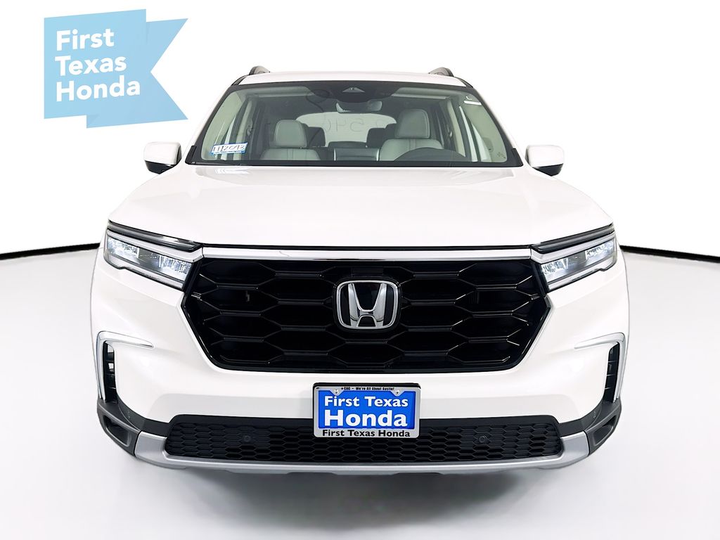 Used Car 2025 Honda Pilot  Touring For Sale Under $60,000 In Austin, Texas