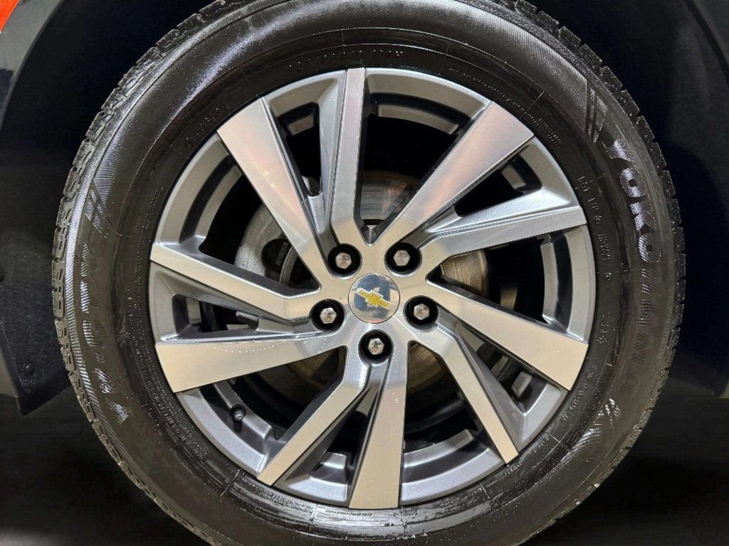 Used 2022 Mosaic Black Metallic Chevrolet Premier image 32