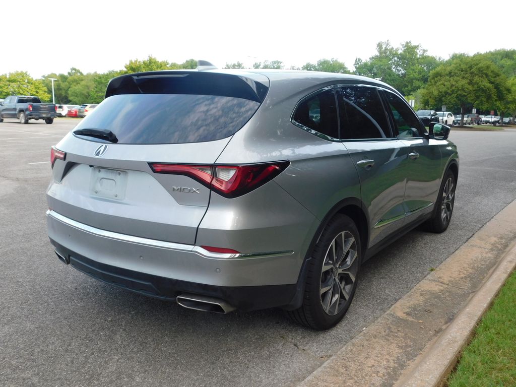 Thumbnail: 2022 Acura MDX - 4