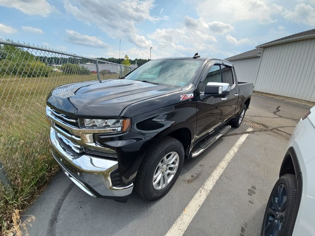 Black 2019 Chevrolet Silverado 1500 Pickup Truck Four-Wheel Drive 8-Speed Automatic