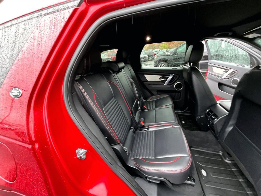 2023 Land Rover Discovery Sport — photo 15