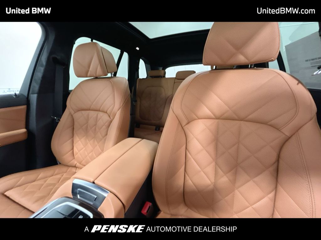 Thumbnail: 2026 BMW X5 - 13