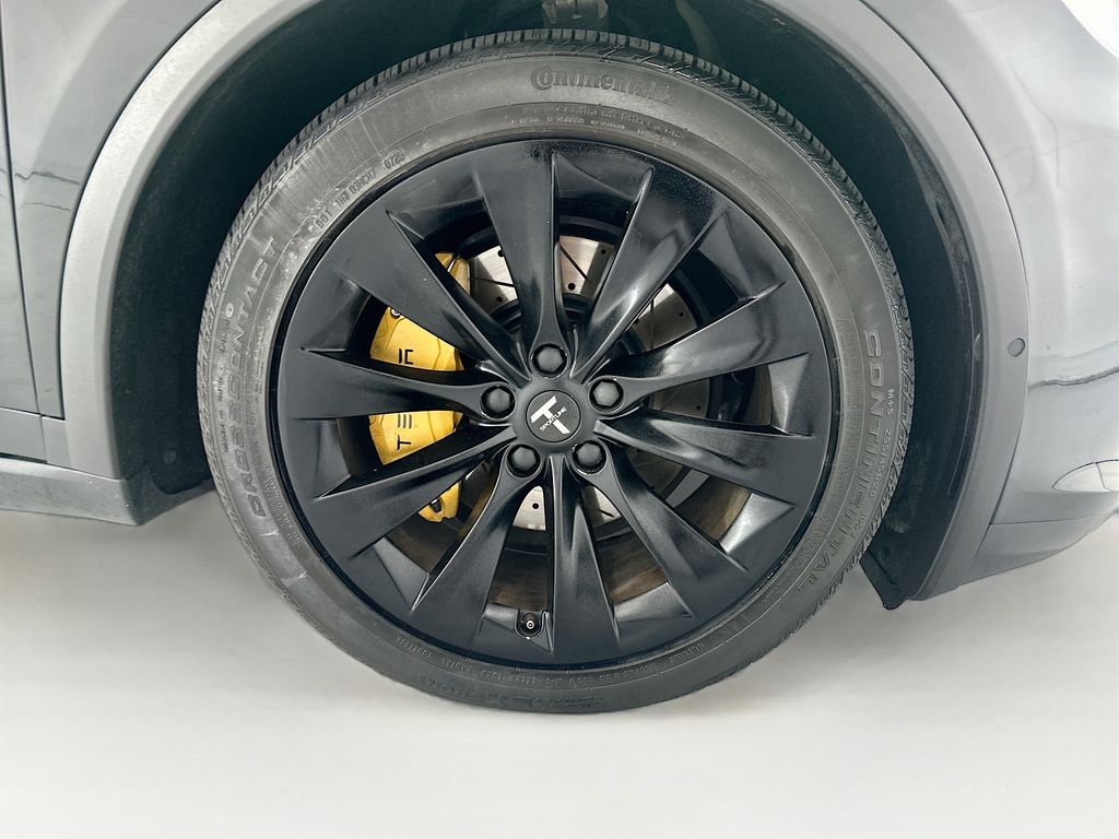 Thumbnail: 2018 Tesla Model X - 31
