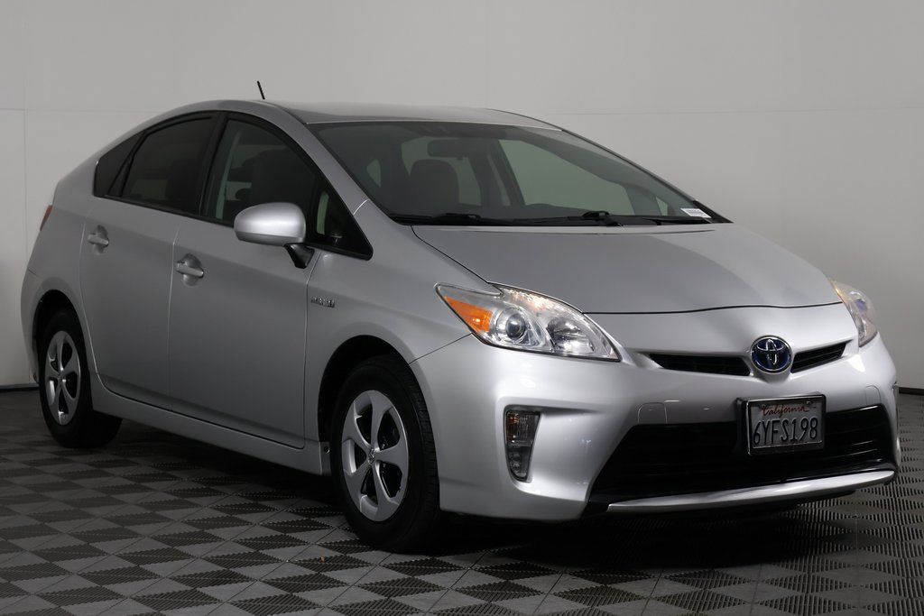 2012 Toyota Prius Three 3