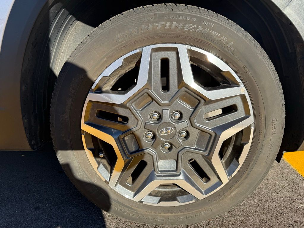 Thumbnail: 2021 Hyundai Santa Fe - 23