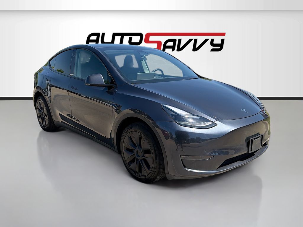 2024 Tesla Model Y Long Range Dual Motor All-Wheel Drive's photo