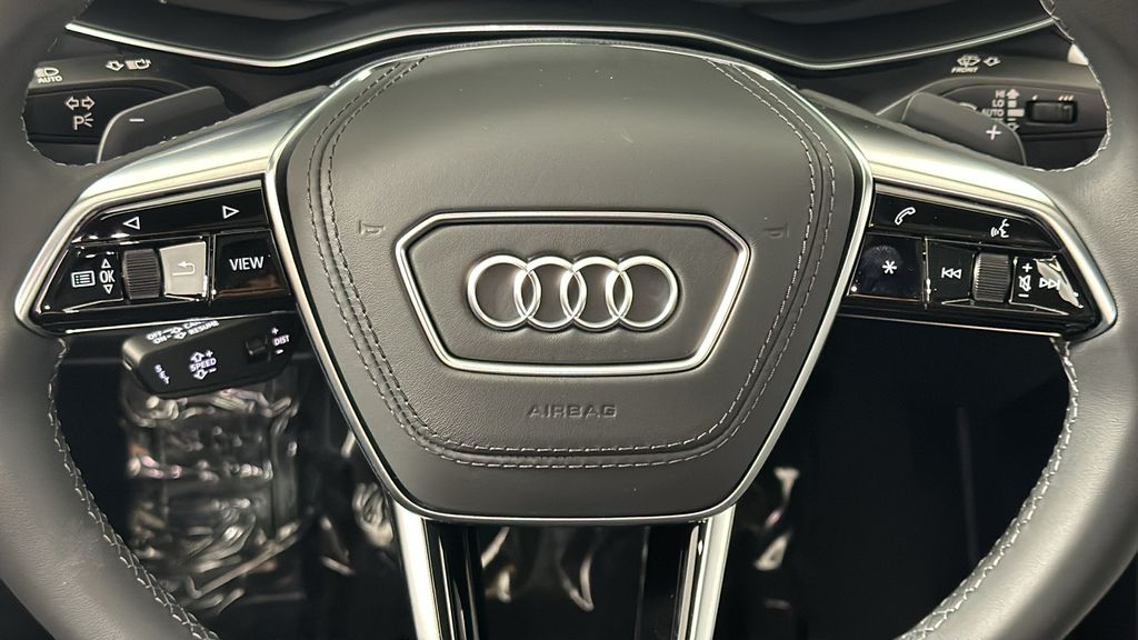 Thumbnail: 2025 Audi A6 - 15