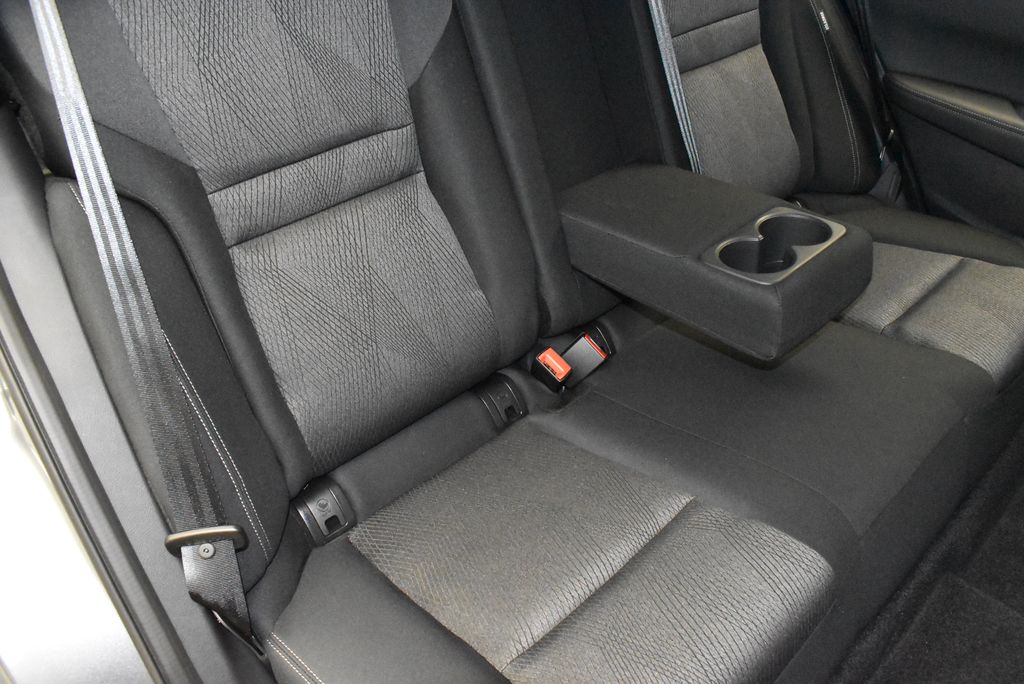 2025 Nissan Rogue SV 30