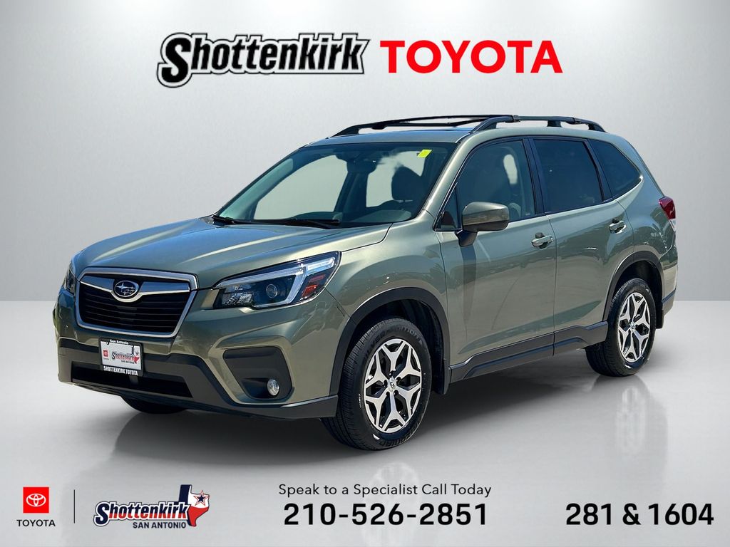 2021 Subaru Forester Premium's photo