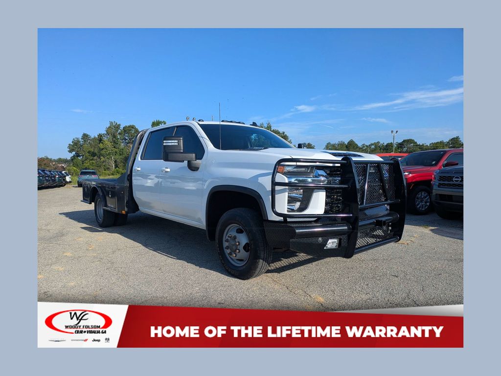 Summit White 2022 Chevrolet Silverado 3500HD Pickup Truck Four-Wheel Drive Automatic