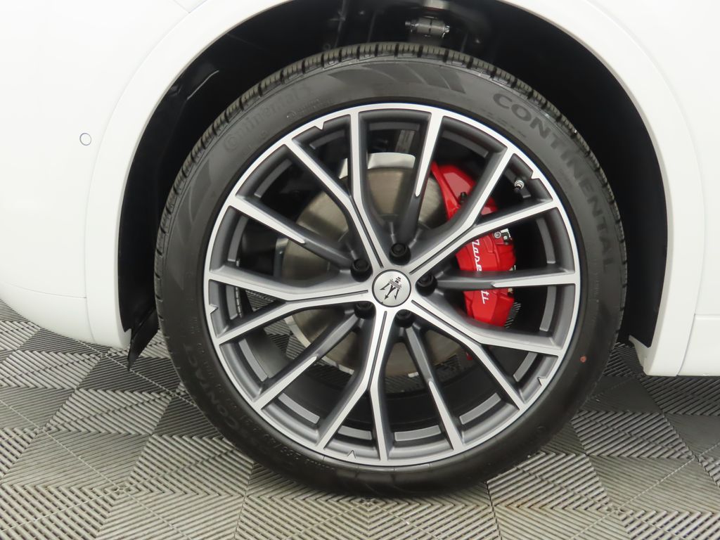 Thumbnail: 2025 Maserati Grecale - 31