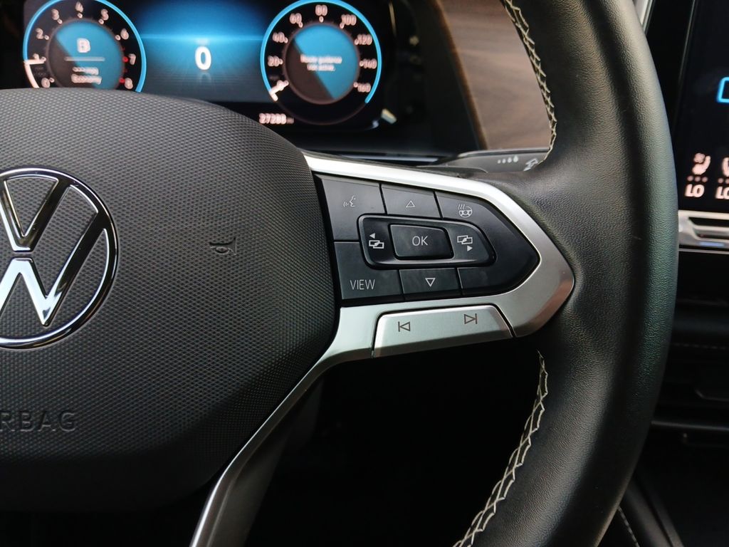 Used Car 2024 Volkswagen Atlas  2.0t Se W/technology For Sale Under $30,000 In Austin, Texas
