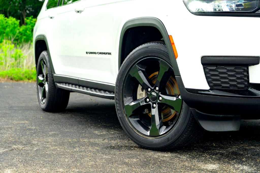 Used Car 2023 Jeep Grand Cherokee L  Altitude For Sale Under $30,000 In Taylor, Texas